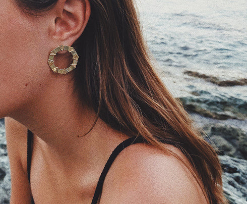 Boucles d'oreilles rondes façon créoles dorées Lucia